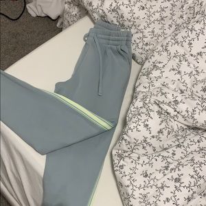 TNA the icon sweat pant